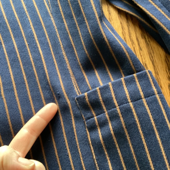 *FLAW* Boglioli Milano Womens Blazer Striped Fitted Medium *Small hole in front - Picture 5 of 11